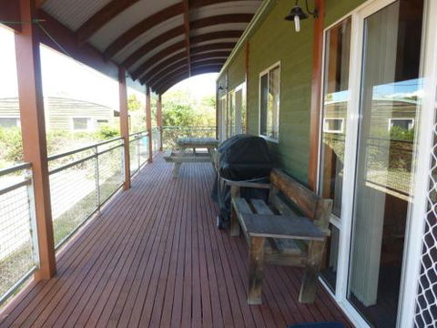 Bridport Villa - Darwin Holiday 3