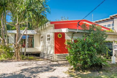A SWEET ESCAPE Beachcombers Cottage Beachfront - Darwin Holiday 6