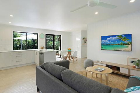 Jimmys Shout Pet Friendly - Darwin Holiday 5