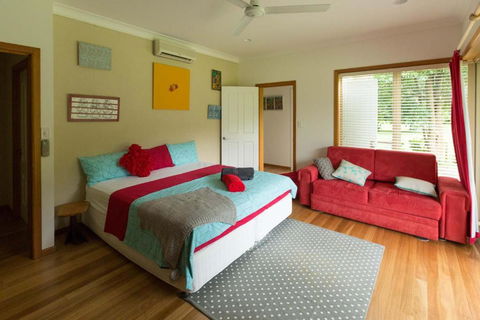 Cairns Homestead Acreage Pet & Family Friendly - Darwin Holiday 3