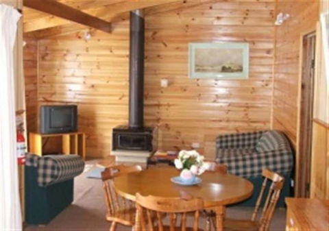 Boat Harbour Garden Cottages - Darwin Holiday 6