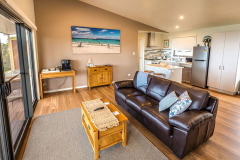 Sea Dragon Lodge & Villas - Darwin Holiday 5