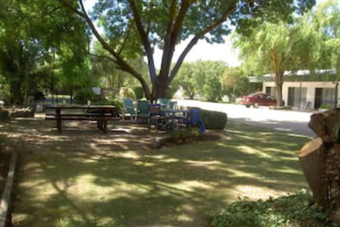 Yea Motel - Darwin Holiday 5