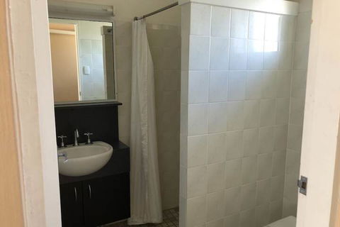 Hervey Bay Motel - Darwin Holiday 5