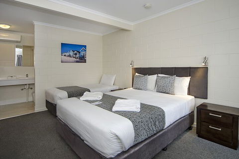 Victor Harbor City Inn - Darwin Holiday 2
