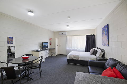 Hamilton Lakeside Motel - Darwin Holiday 2