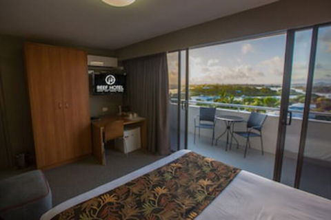 Gladstone Reef Hotel Motel - Darwin Holiday 0