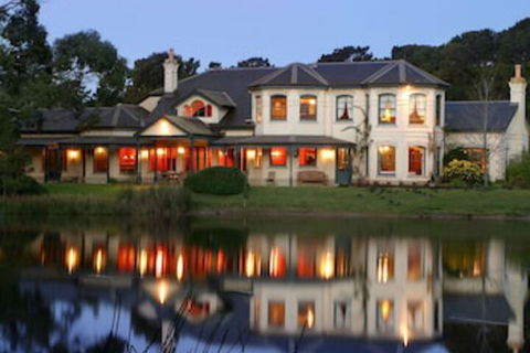 Woodman Estate - Luxury Country House Restaurant & Spa - Darwin Holiday 0