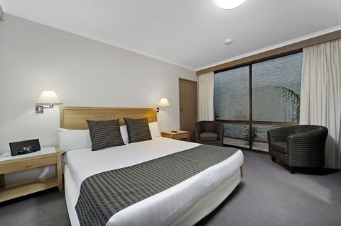 Mid City Warrnambool - Darwin Holiday 4