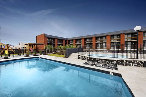 Mid City Warrnambool - Darwin Holiday 0