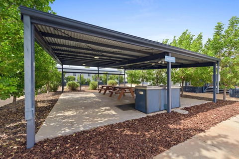 Discovery Parks â€“ Roxby Downs - Darwin Holiday 1