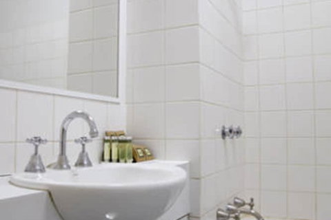 Seasons Hotel Newman - Darwin Holiday 6