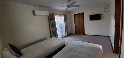 Yarra Valley Motel - Darwin Holiday 2