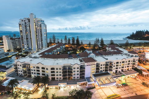 Oaks Gold Coast Calypso Plaza Suites - Darwin Holiday 0