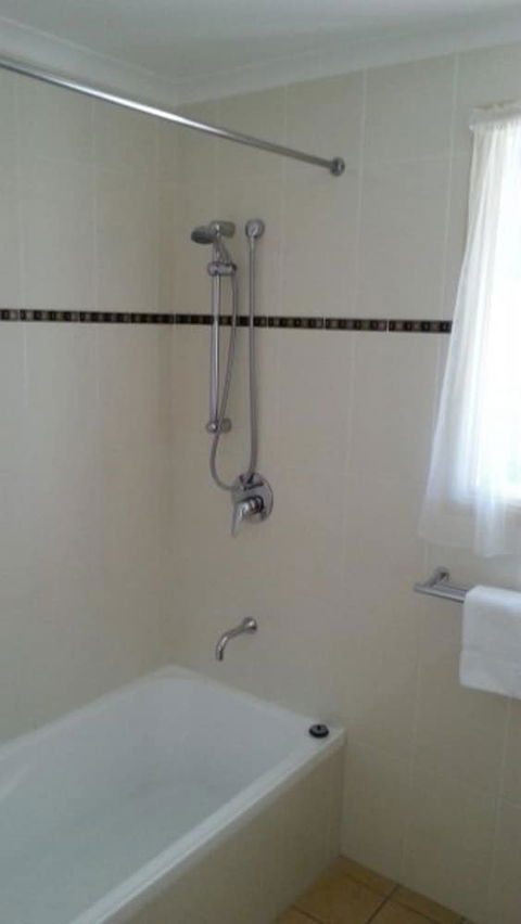 Armidale Pines Motel - Darwin Holiday 5
