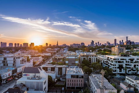 Oaks Melbourne South Yarra Suites - Darwin Holiday 5