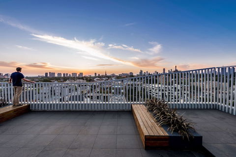 Oaks Melbourne South Yarra Suites - Darwin Holiday 3