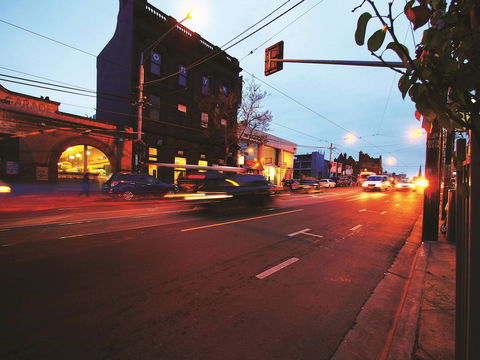 Oaks Melbourne South Yarra Suites - Darwin Holiday 6