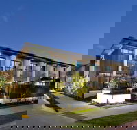 The Glen Hotel  Suites - Darwin Holiday