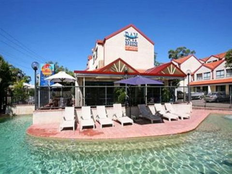 Nelson Bay Breeze Holiday Apartments - Darwin Holiday 0