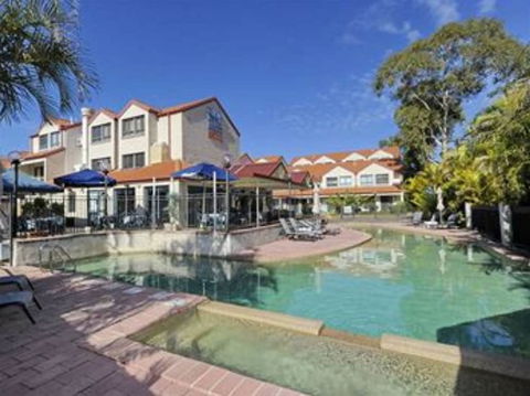 Nelson Bay Breeze Holiday Apartments - Darwin Holiday 1