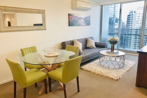 Luxury Apartment With View - Darwin Holiday 1