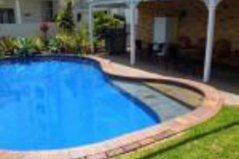 Cotton Tree Beach Motel - Darwin Holiday 0