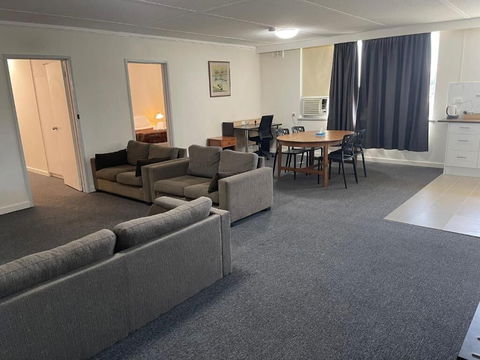 Parkside Inn Motel - Darwin Holiday 2