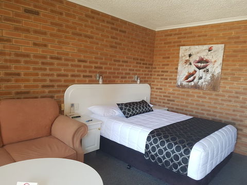 Cousins Motor Inn - Darwin Holiday 3