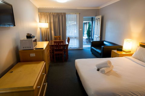 Old Maitland Inn - Darwin Holiday 3
