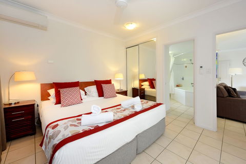 Central Plaza Port Douglas Apartments - Darwin Holiday 6