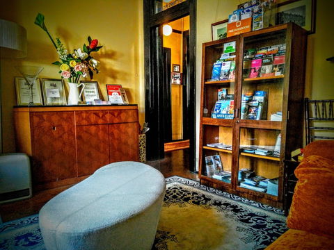 Sydney Harbour Bed & Breakfast - Darwin Holiday 5