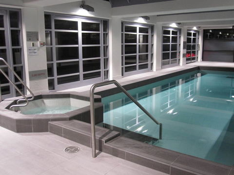 The Paramount Serviced Apartments Melbourne - Darwin Holiday 4