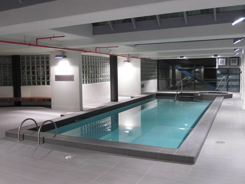 The Paramount Serviced Apartments Melbourne - Darwin Holiday 5