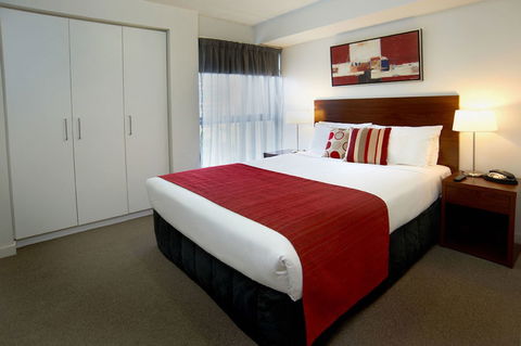 Quest On Dorcas - Darwin Holiday 2