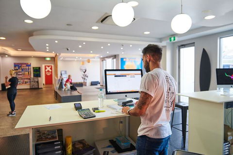 Nomads Byron Bay Hostel - Darwin Holiday 4