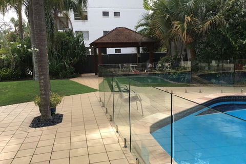Burleigh Palms Holiday Apartments - Darwin Holiday 2