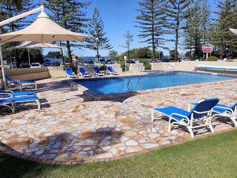 Southern Cross Beachfront Holiday Apartments - Darwin Holiday 4