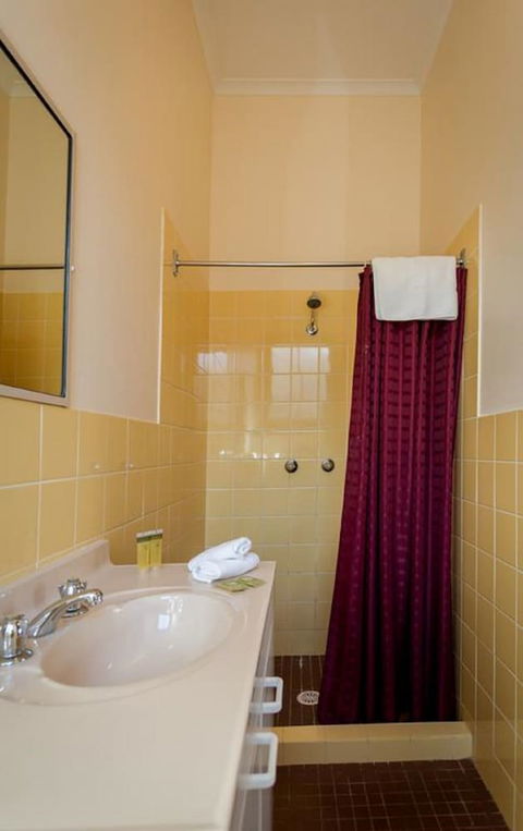 Belgravia Mountain Guest House - Darwin Holiday 6