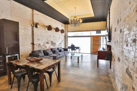 Indulge Apartments - Eighth Street - Darwin Holiday 1