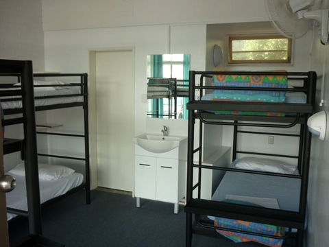 Hoey Moey Backpackers - Hostel - Darwin Holiday 3