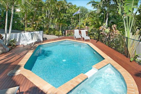 Bali Hai Apartments Noosa - Darwin Holiday 5