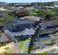 Birchwood on the River - Darwin Holiday