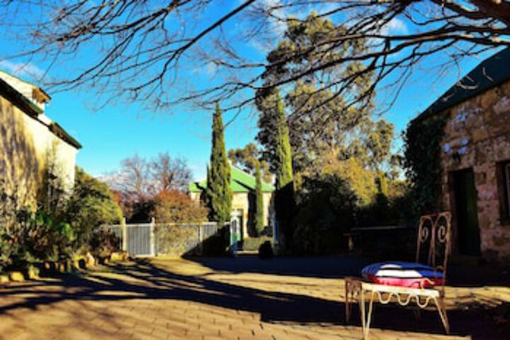 Risdon TAS Darwin Holiday