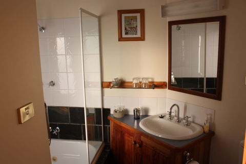 Bed In The Treetops Bed & Breakfast - Darwin Holiday 5