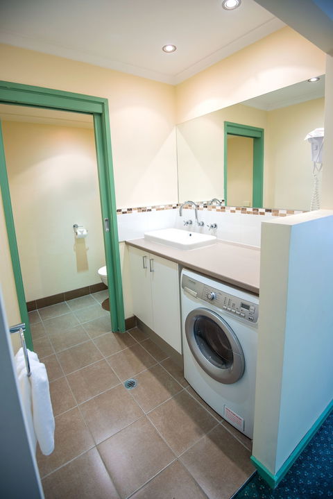 Tuscany Apartments - Darwin Holiday 1