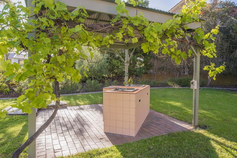 Tuscany Apartments - Darwin Holiday 2