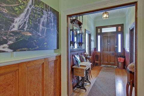 Mt Lyell Anchorage - Darwin Holiday 1