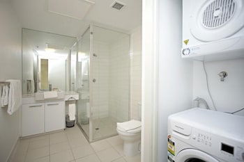 Astra Apartments - Docklands - Darwin Holiday 1