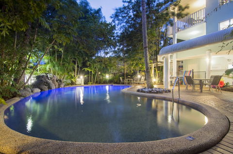 Port Douglas Outrigger Holiday Apartments - Darwin Holiday 1